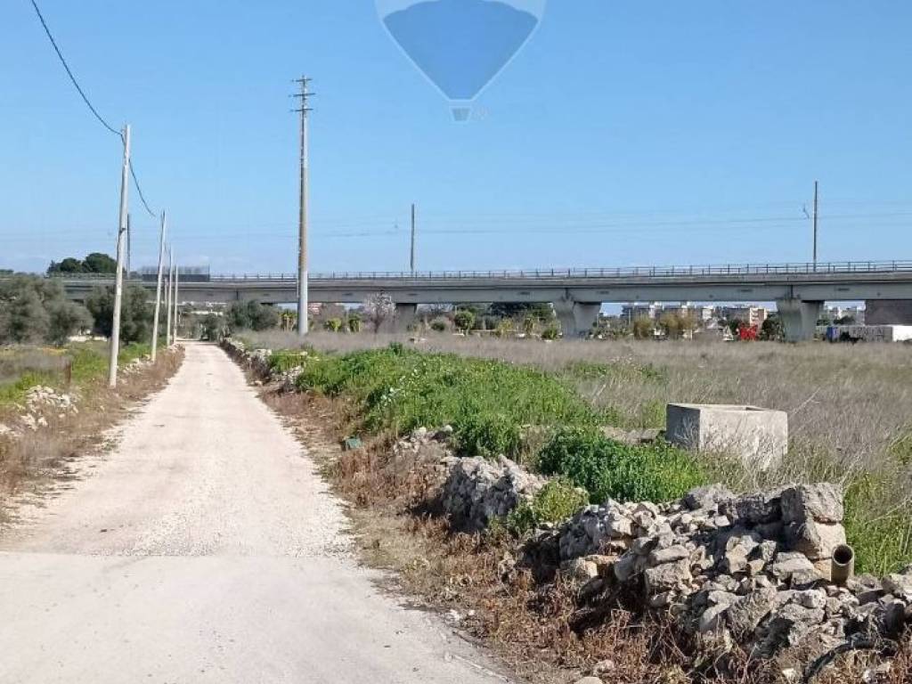 Terreno a Bari in Via Raccordo Giuseppe Rossi - Foto 2