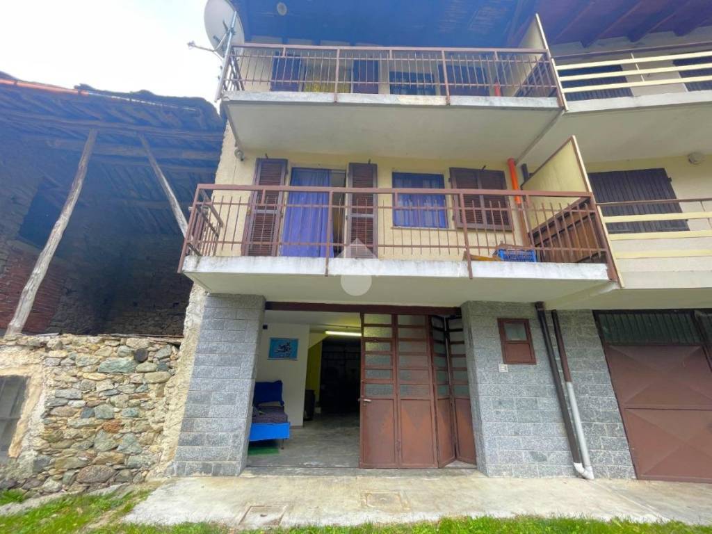 Casa indipendente a Giaveno in SELVAGGIO Borgata prialli, 1 - Foto 2