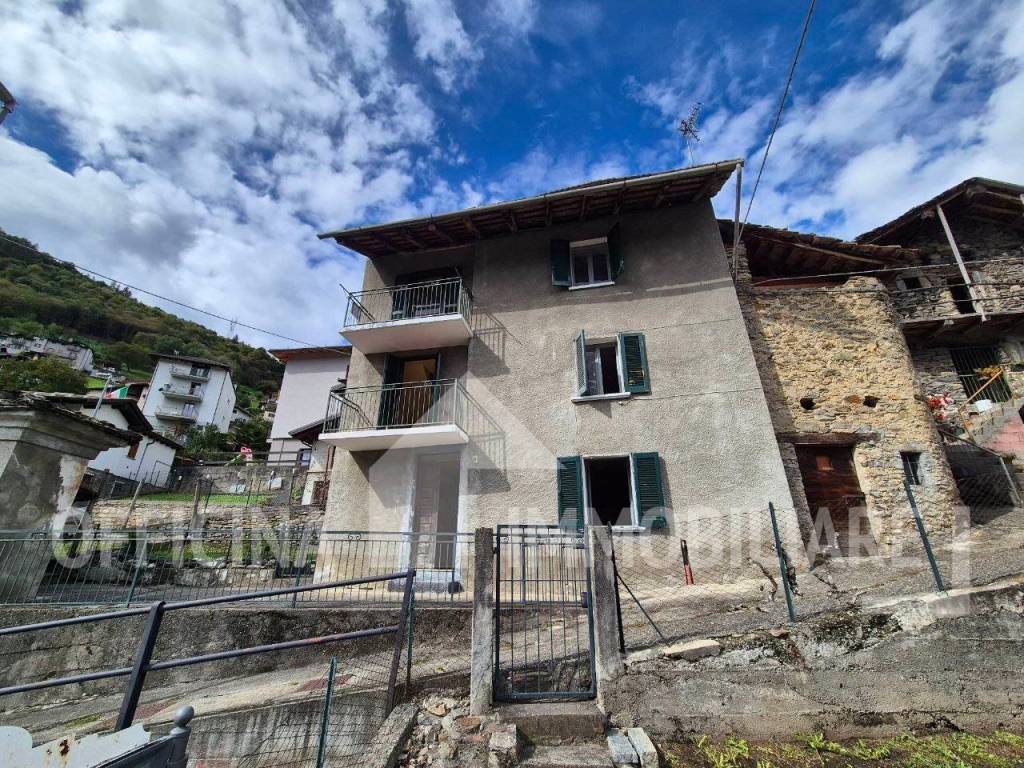 Casa indipendente a Cosio valtellino in Via Sacco di Sotto, 8 - Foto 2