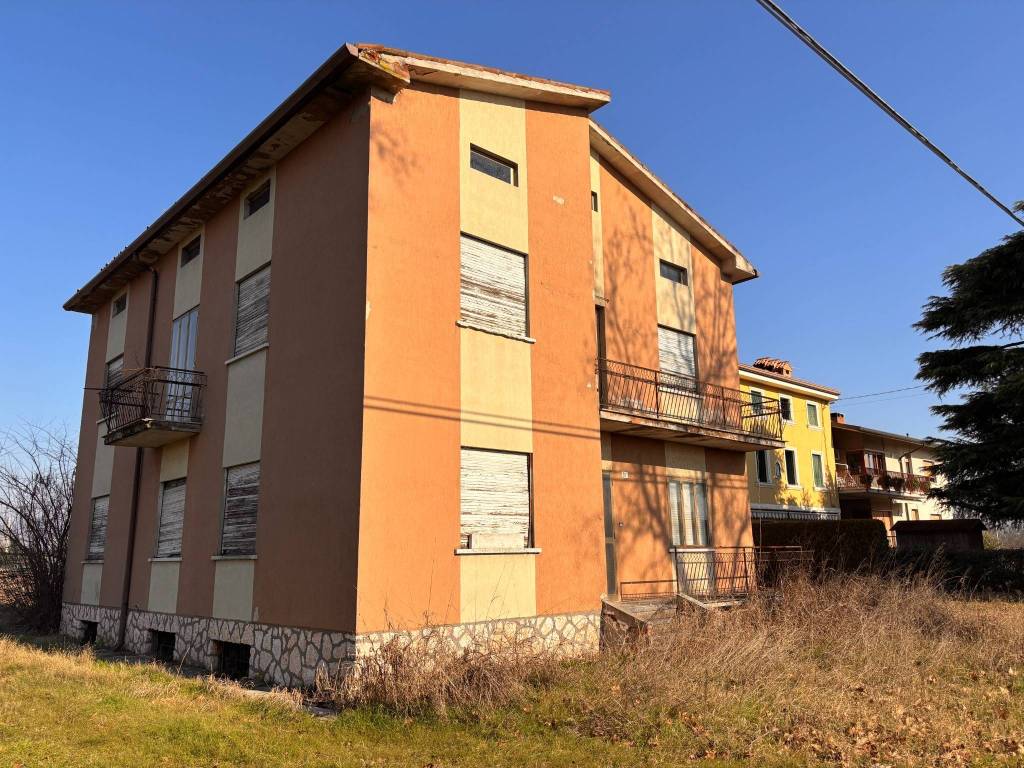Rustico / casale a Verona in Strada Bresciana - Foto 2