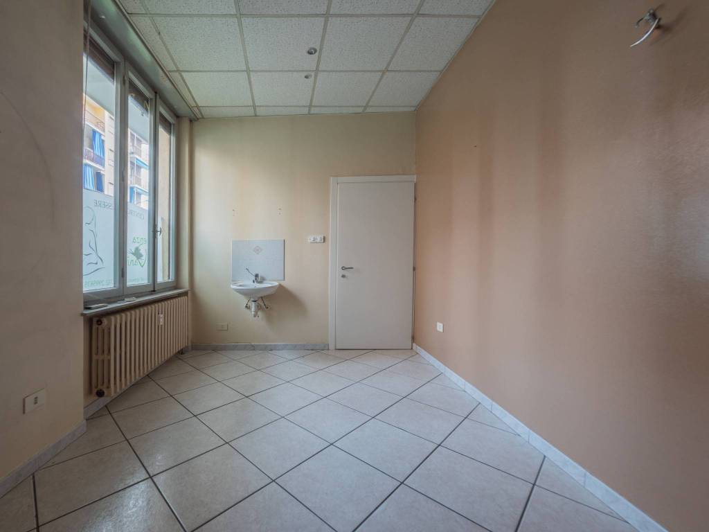 Appartamento a Asti in Via Carlo Nogaro, 16 - Foto 3