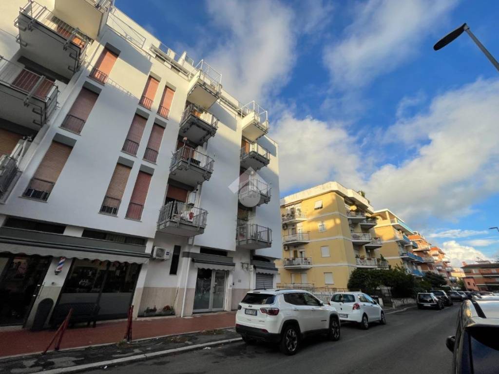 Box / garage a Terracina in Via sicilia, 38 - Foto 2