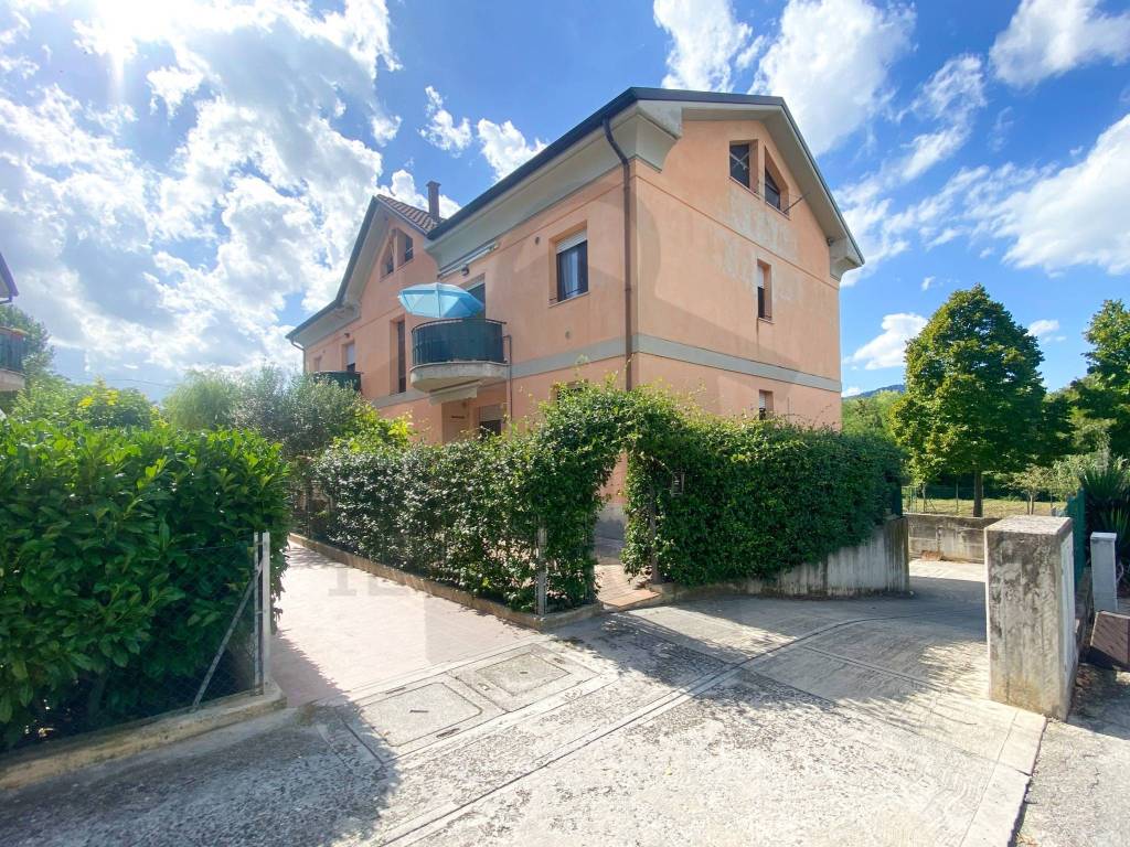 Appartamento a Verucchio in Via Lazzara - Foto 4