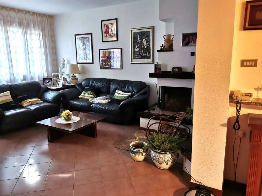 Villa a Piombino in Località Montemazzano No Number - Foto 4