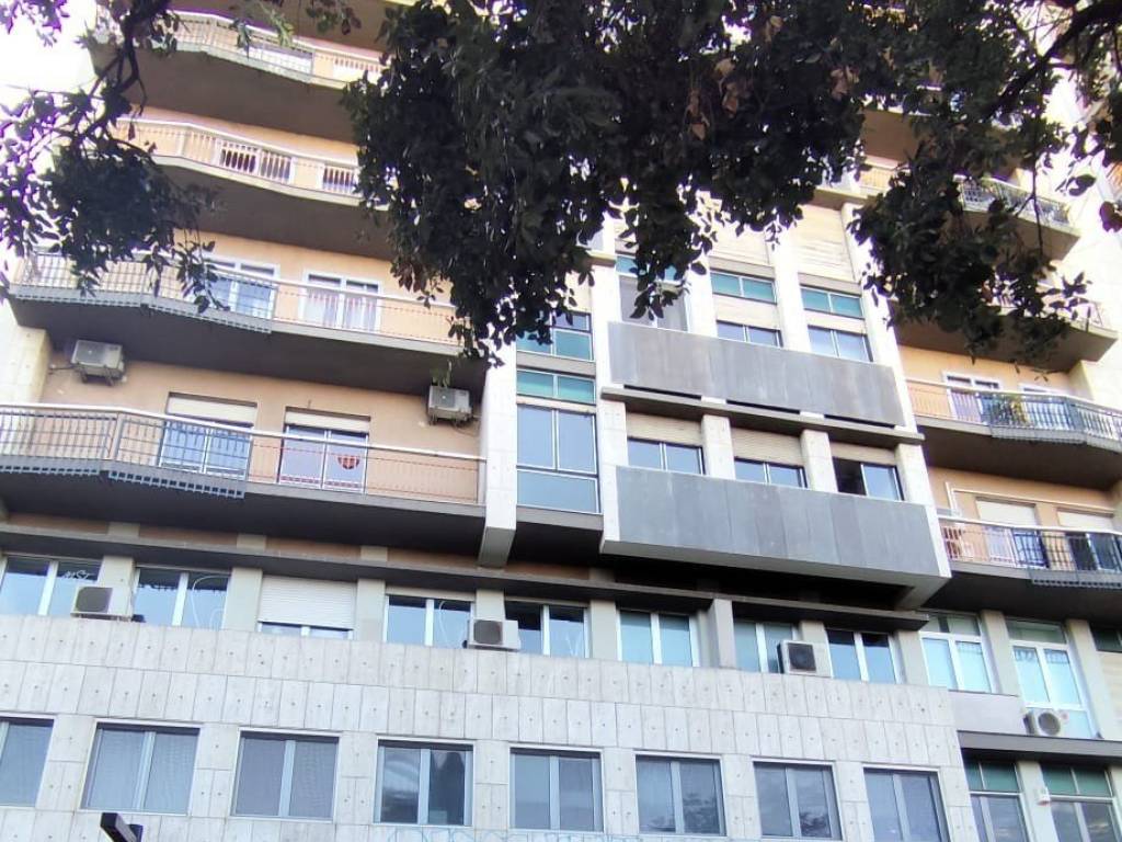 Immobile a Bari in PIAZZA UMBERTO I, 58 - Foto 2