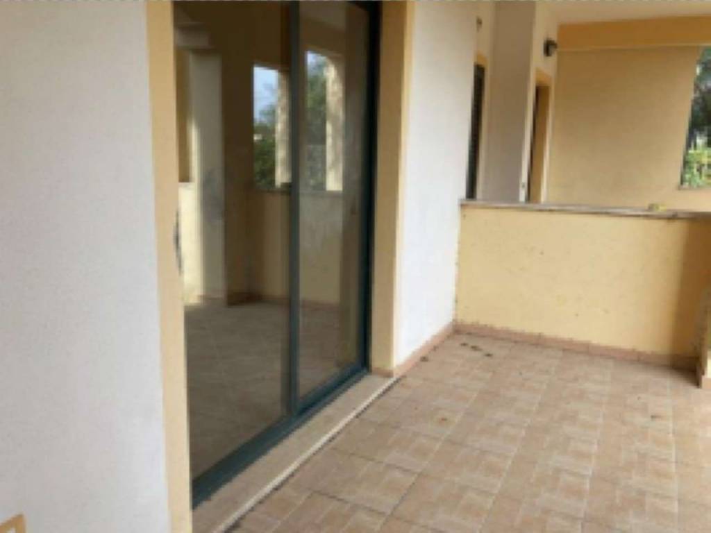 Appartamento a Isola di capo rizzuto in frazione le castella snc - Foto 2