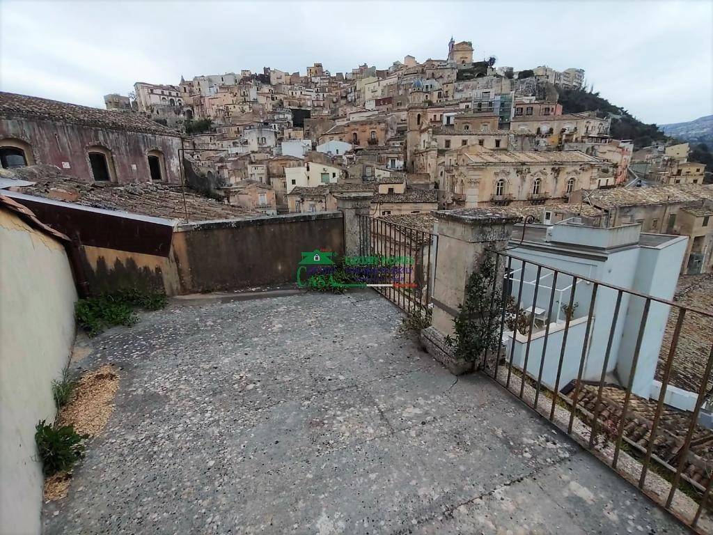 Casa indipendente a Ragusa in Via del Mercato - Foto 3