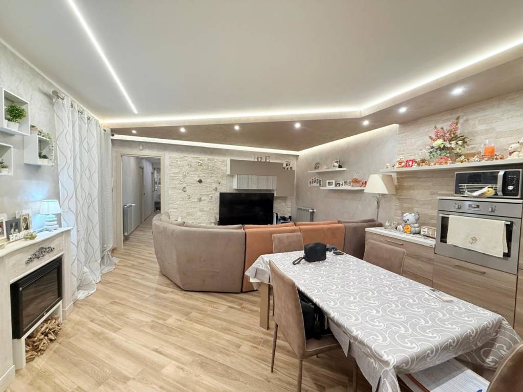 Appartamento a Carini in Via Don Luigi Sturzo - Foto 4