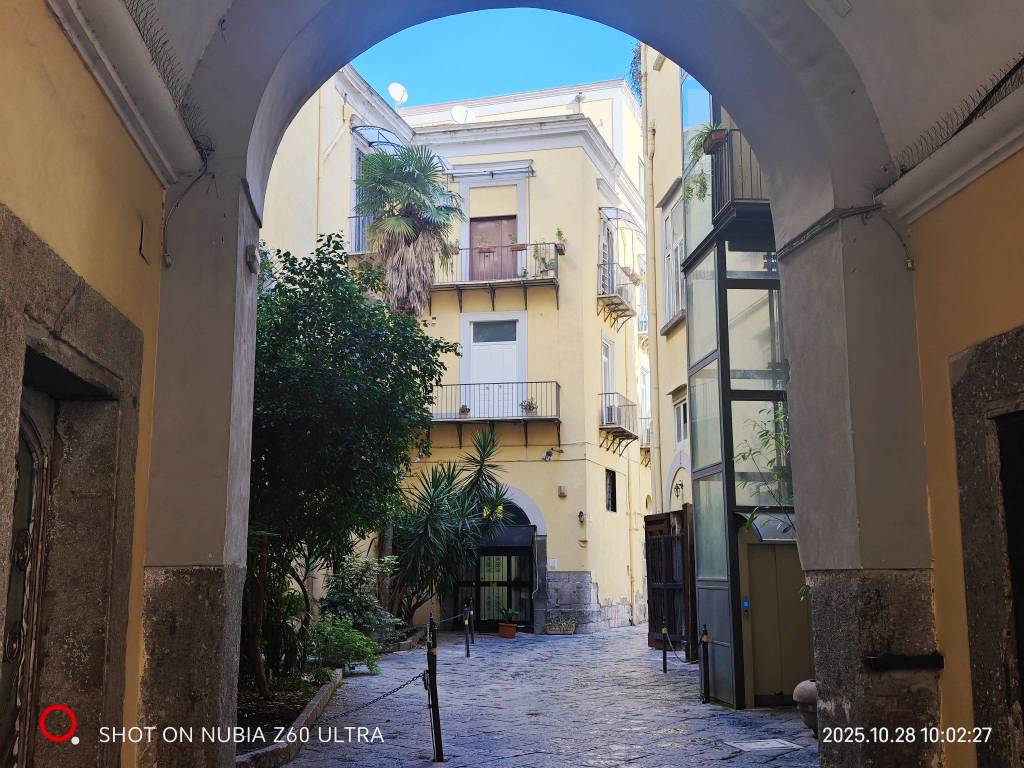 Appartamento a Portici in Corso Giuseppe Garibaldi, 40 - Foto 3