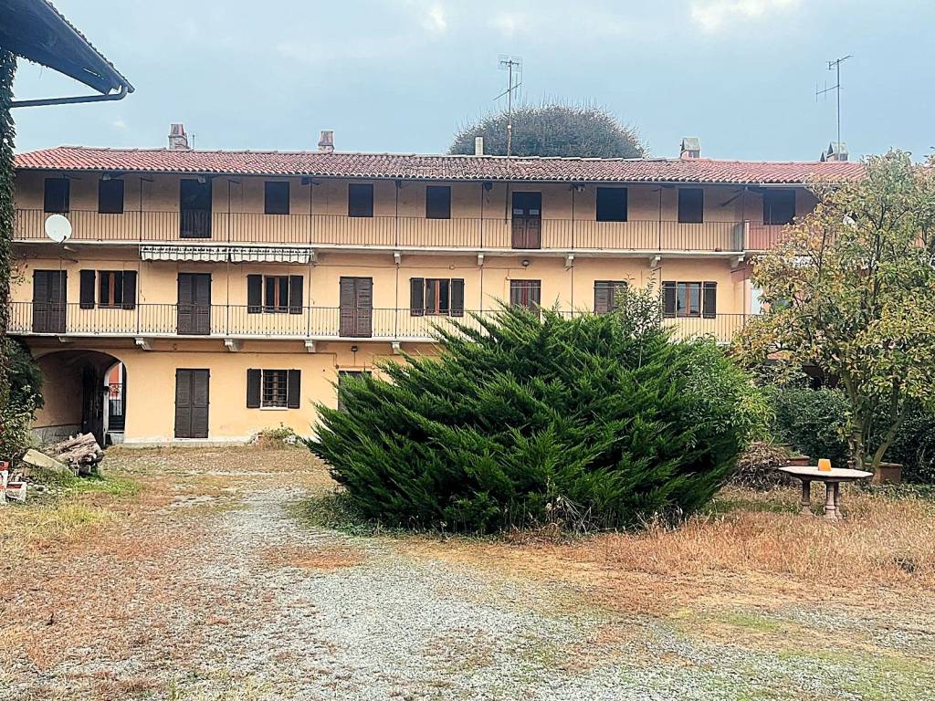 Rustico / casale a Banchette in Via Roma, 5 - Foto 2