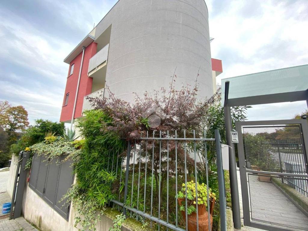 Appartamento a Brenna in Via Milano, 37 - Foto 2