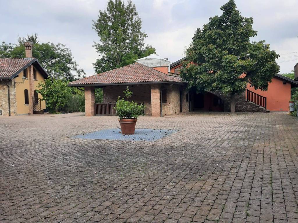 Casa indipendente a Piacenza in Località Rivalta di Gazzola - Foto 4