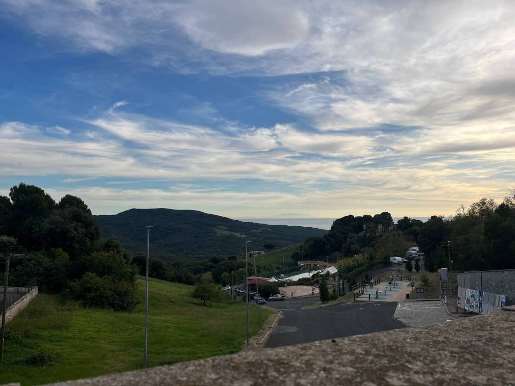 Casa indipendente a Rosignano marittimo in Piazza Giuseppe Mazzini - Foto 3