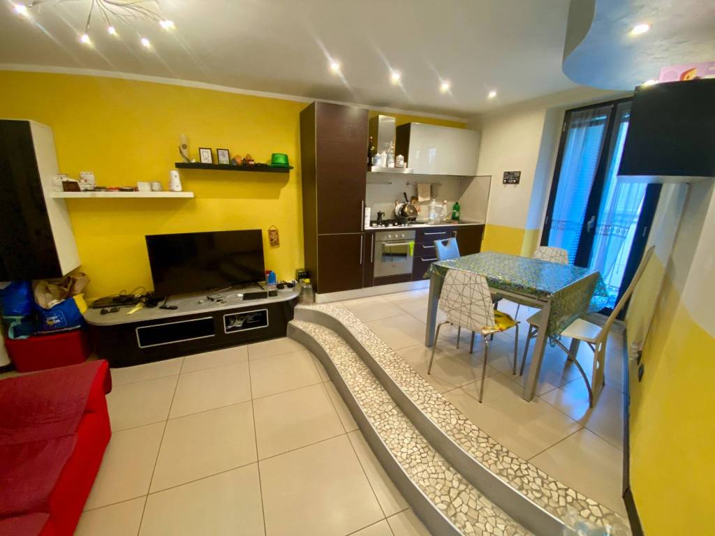 Appartamento a Vercelli in Via Leonardo Walter Manzone, 54 - Foto 3