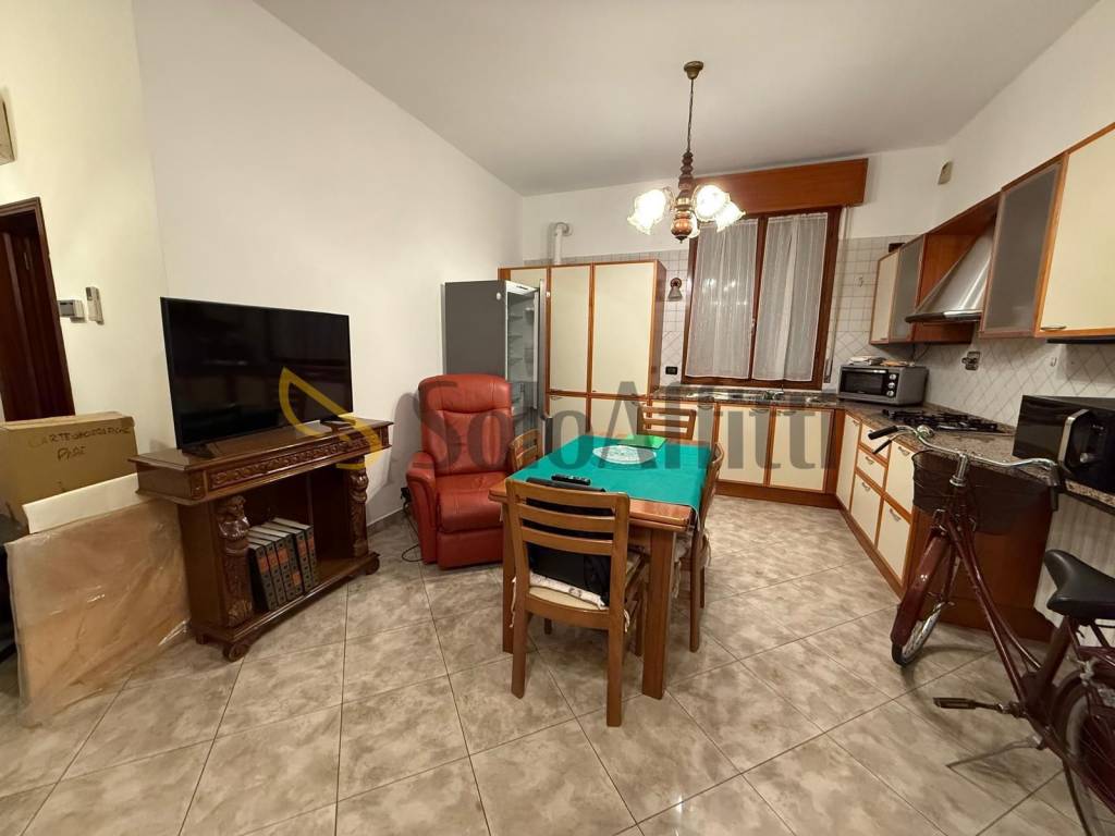 Appartamento a Modena in Via Eugenio Zampighi - Foto 4