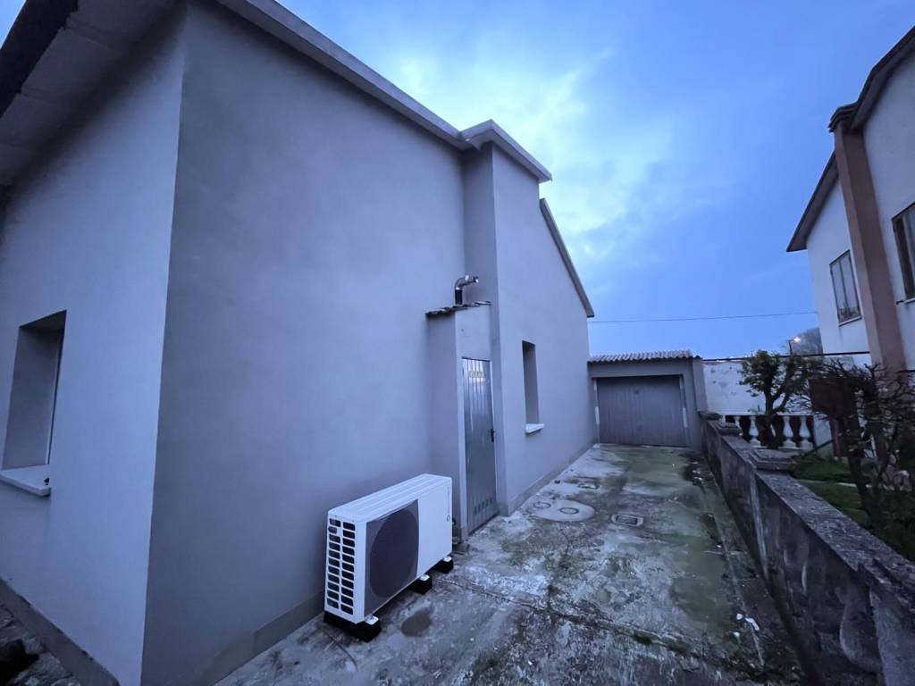 Villa a Borgo mantovano in Via Libertà, 16 - Foto 2