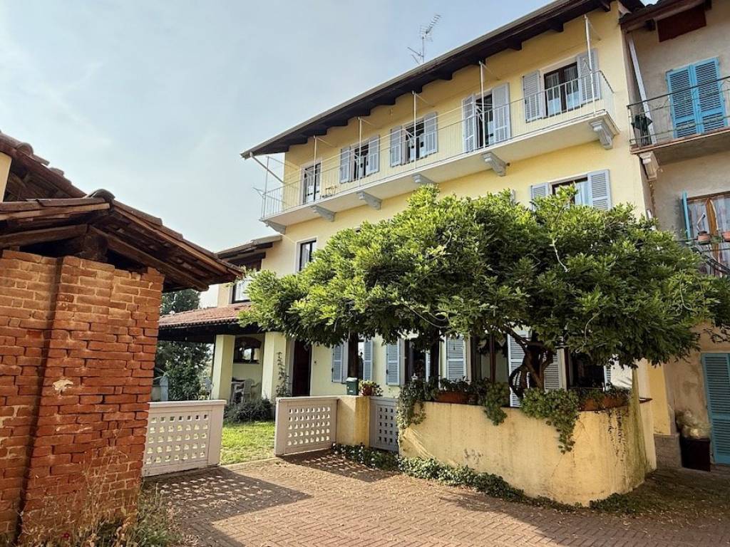 Villetta a schiera a Biella in Strada Cantone Bonino, 33 - Foto 2