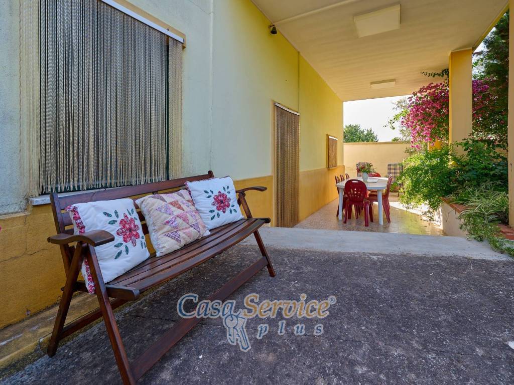 Villa a Parabita in Via Provinciale Gallipoli - Foto 3