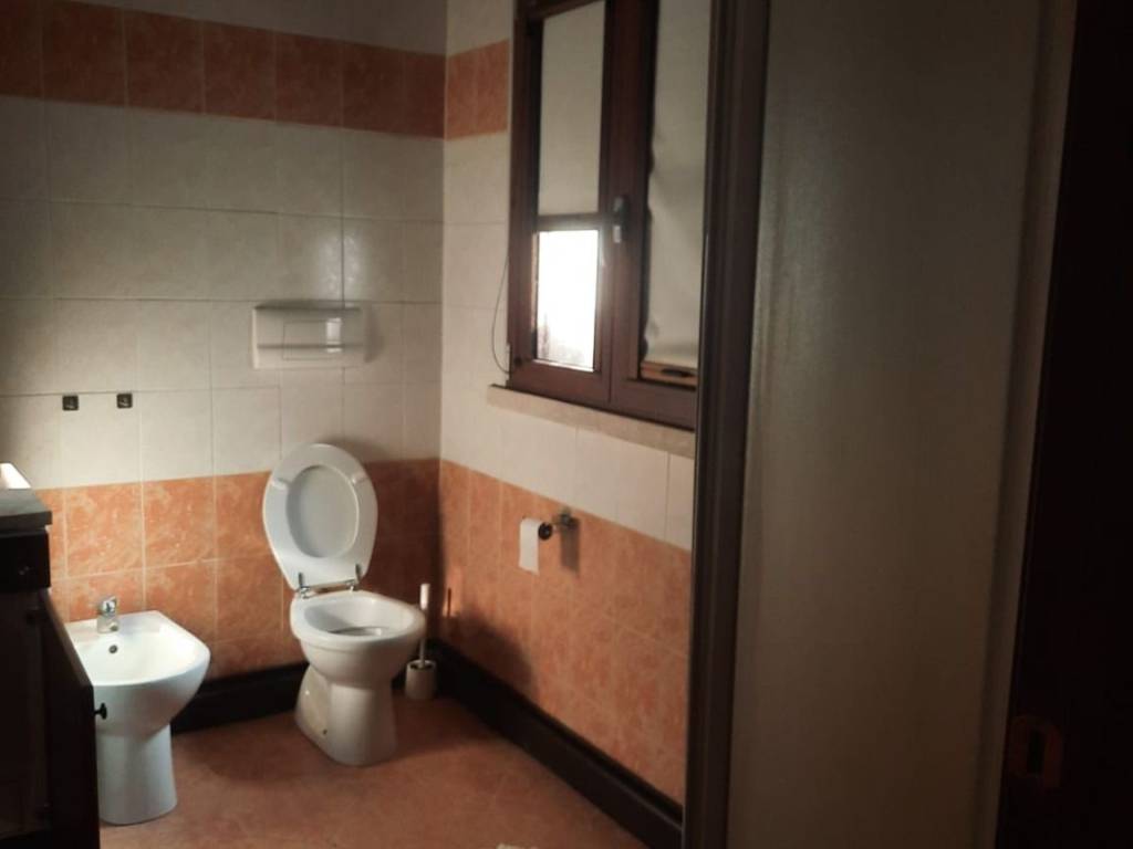 Appartamento a Roncoferraro in Via Alessandro Volta, 2 - Foto 4