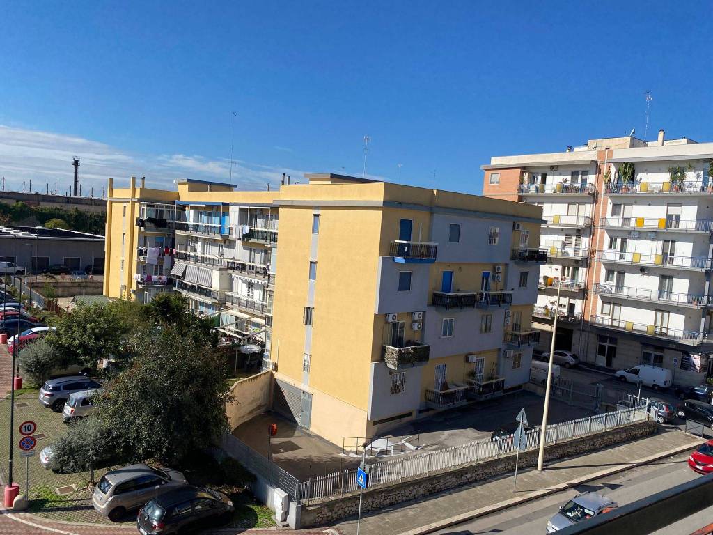 Appartamento a Giovinazzo in Via Bari - Foto 2