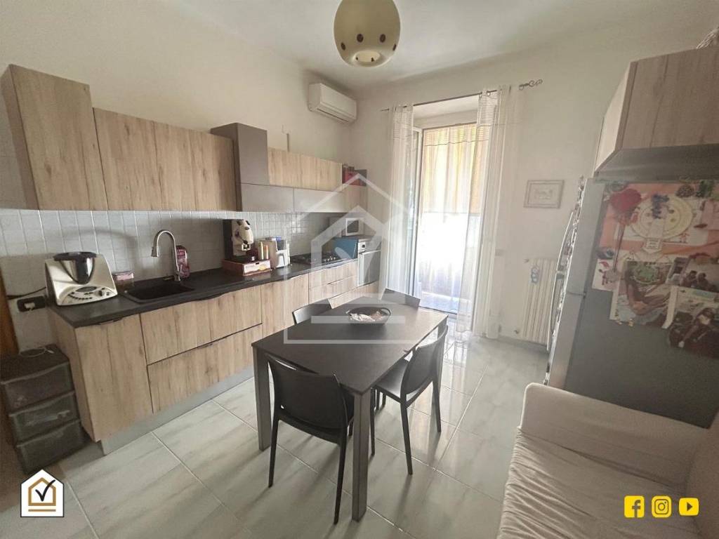 Appartamento a Giovinazzo in Via a Molino - Foto 5