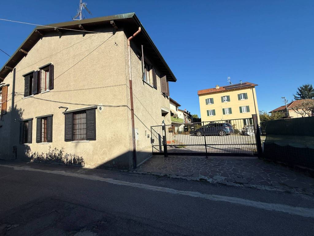 Appartamento a Cadorago in Via Arturo Toscanini, 16 - Foto 2