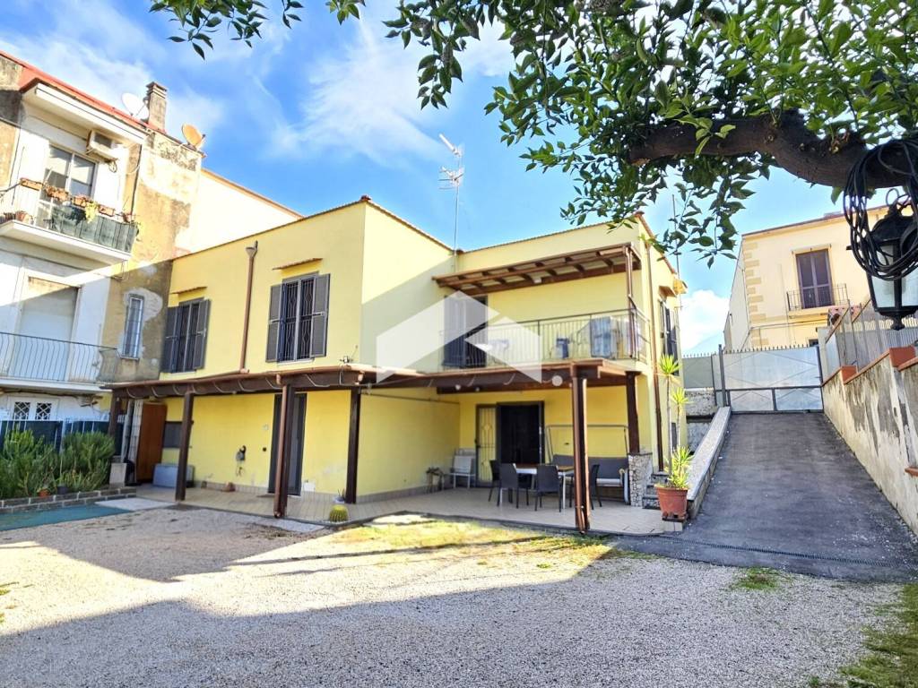 Villa a Portici in Via Gioacchino Cardano, 45 - Foto 4