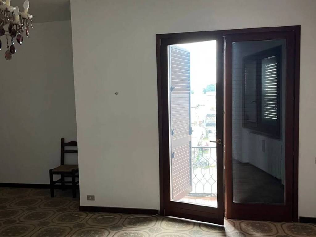 Appartamento a Manduria in Via Alessandro Volta - Foto 4