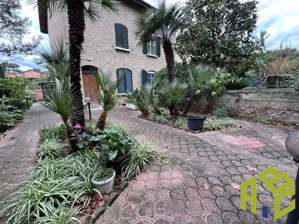 Casa indipendente a Rosignano marittimo in Via Roma ,9 - Foto 2