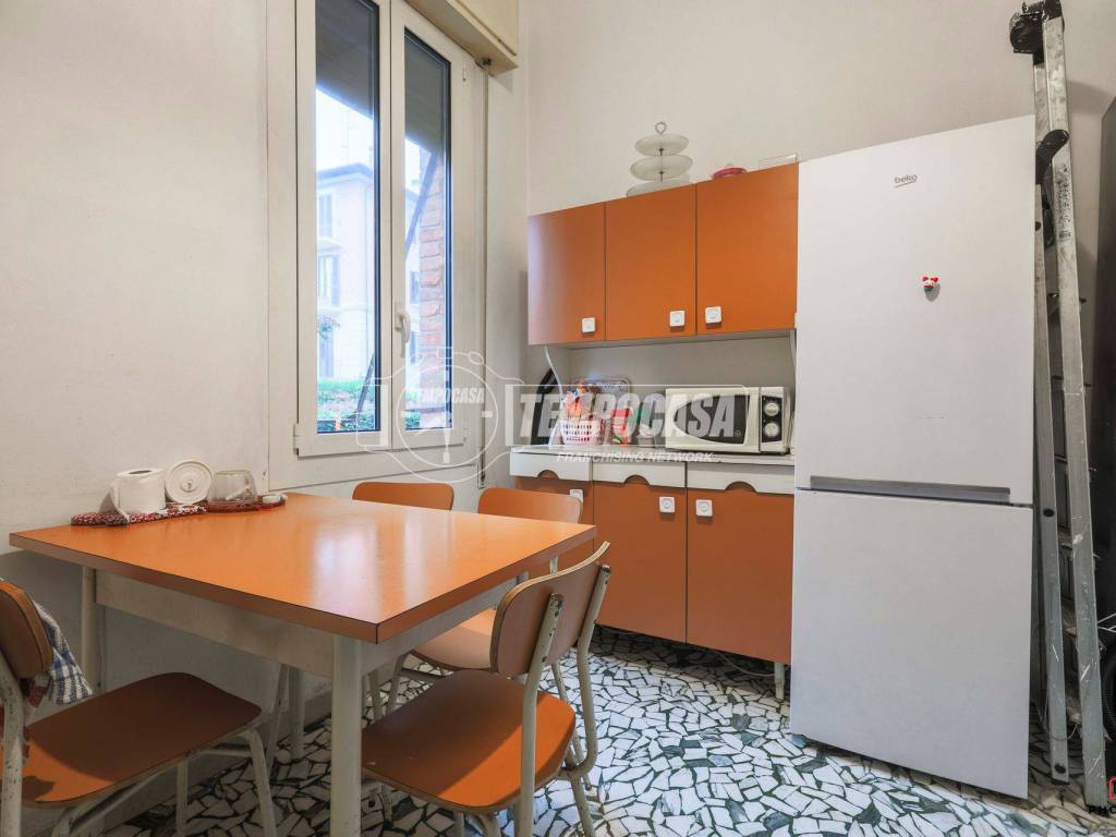 Appartamento a Bologna in Via Carlo Francesco Dotti - Foto 2