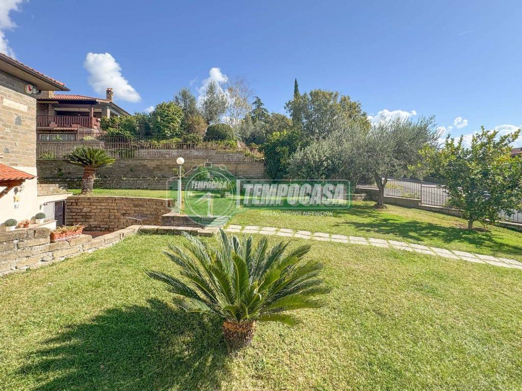Villa a Trevignano romano in Via dalla Chiesa Carlo Alberto - Foto 3