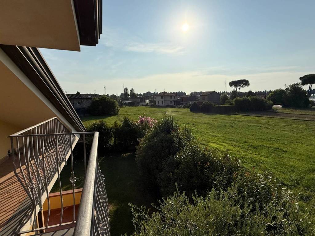 Villa a Massarosa in Via Ospedaletto - Foto 2