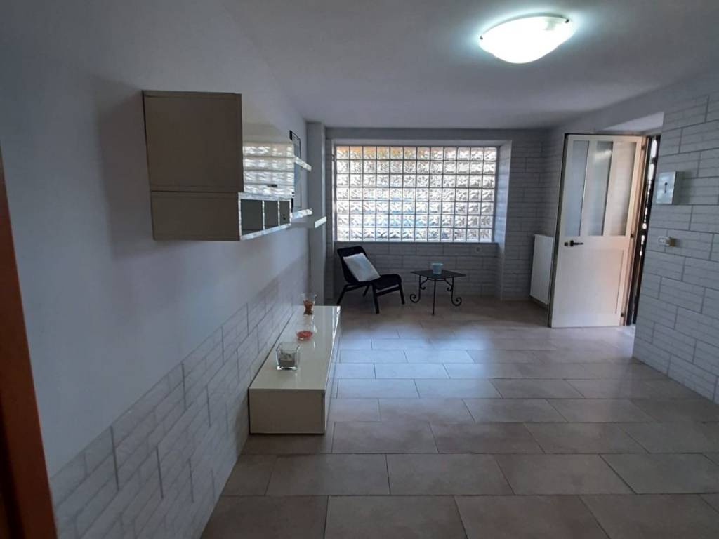 Appartamento a Brusciano in Via Guido De Ruggiero - Foto 4
