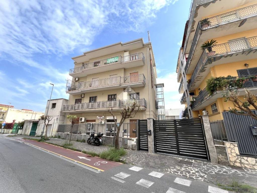 Appartamento a Casoria in Via Giacomo Puccini, 10 - Foto 2