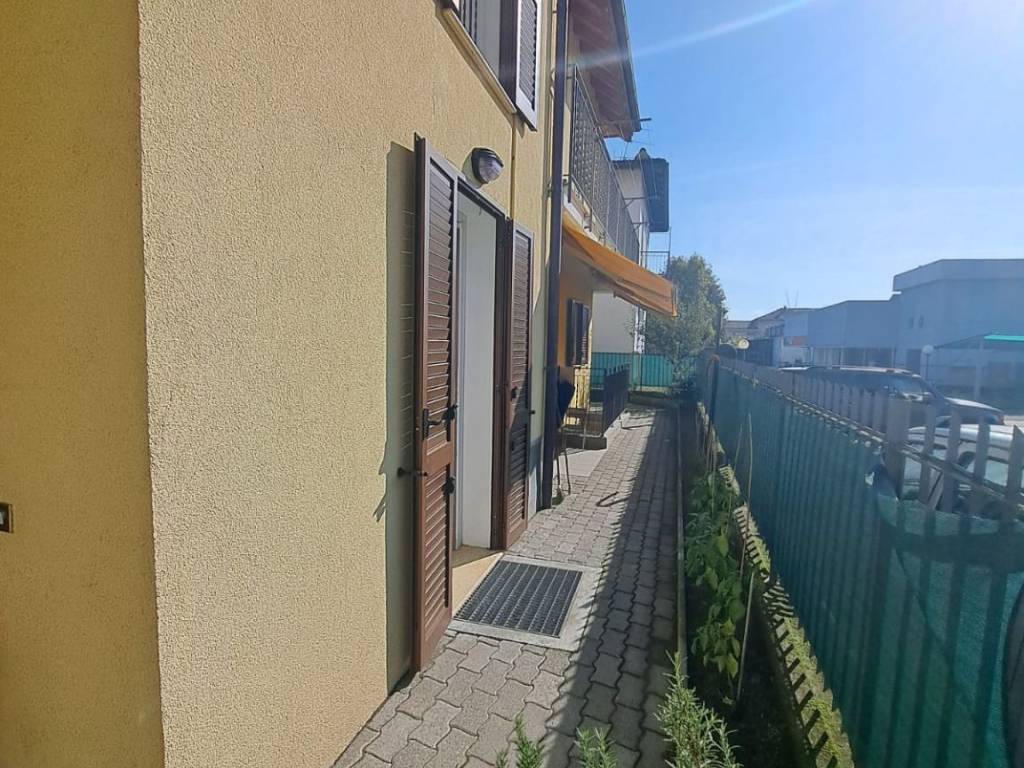 Casa indipendente a Verbania in Via Annibale Rosa - Foto 2