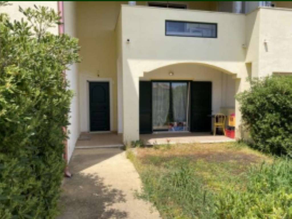 Appartamento a Isola di capo rizzuto in Località Le Castella snc - Foto 2