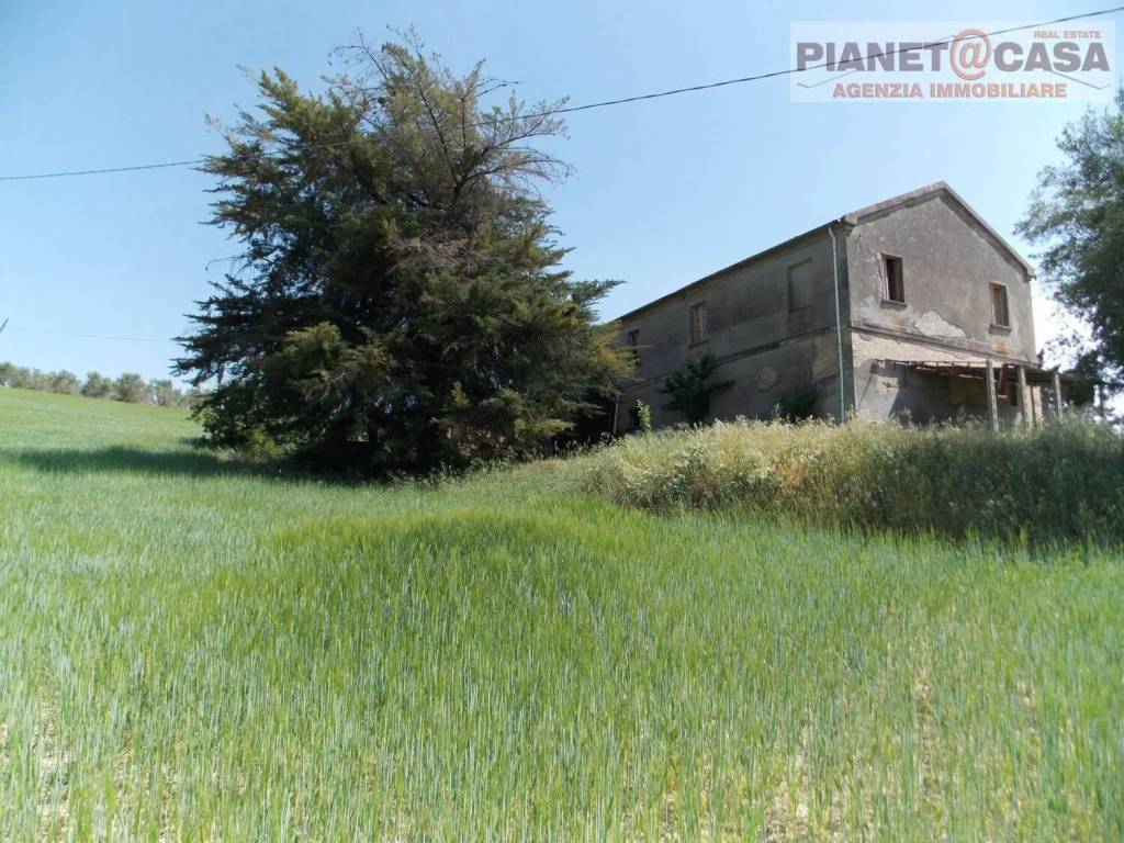 Rustico / casale a Acquaviva picena in Strada Provinciale 46 - Foto 4