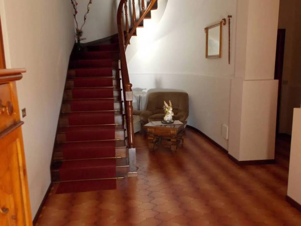 Villa a Colli del tronto in Via Delle Vignali, 7 - Foto 3