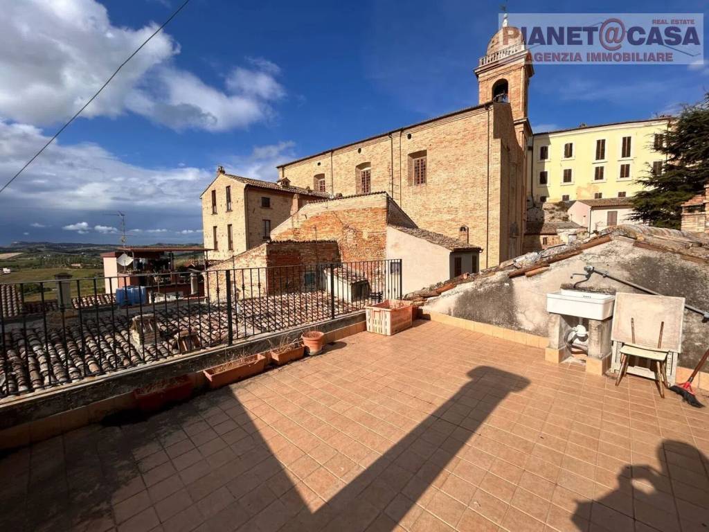 Villa a Monsampolo del tronto in Piazza Roma - Foto 2