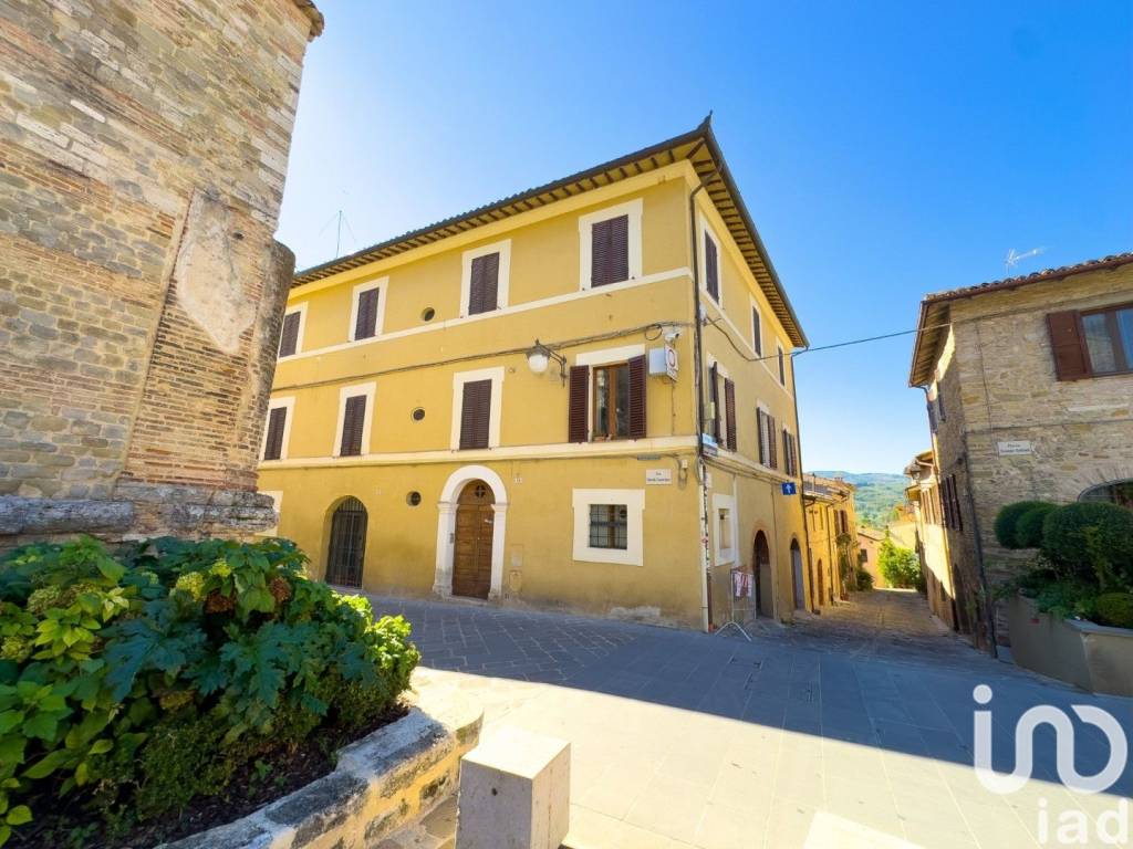 Appartamento a Bevagna in Via Crescimbene, 13 - Foto 2