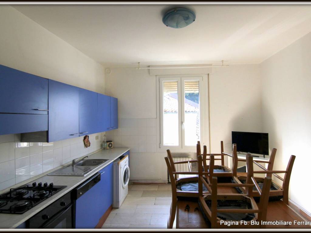 Appartamento a Ferrara in Via delle Scienze, 30 - Foto 2