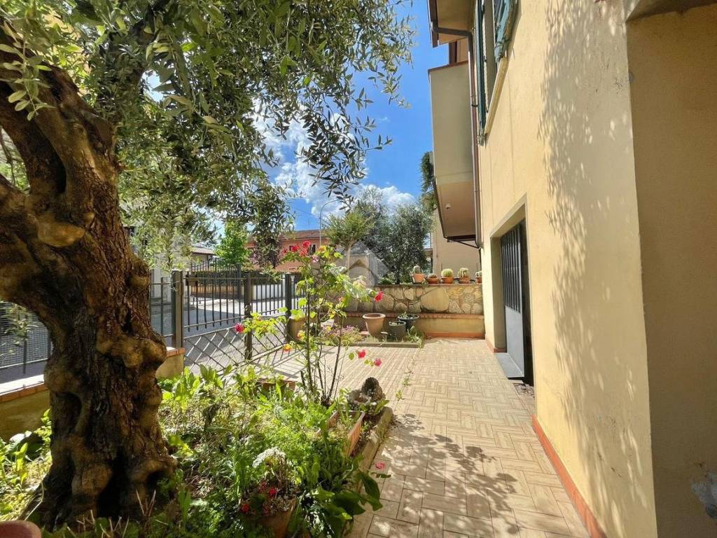 Casa indipendente a Carmignano in Via San Giuseppe, 64 - Foto 3