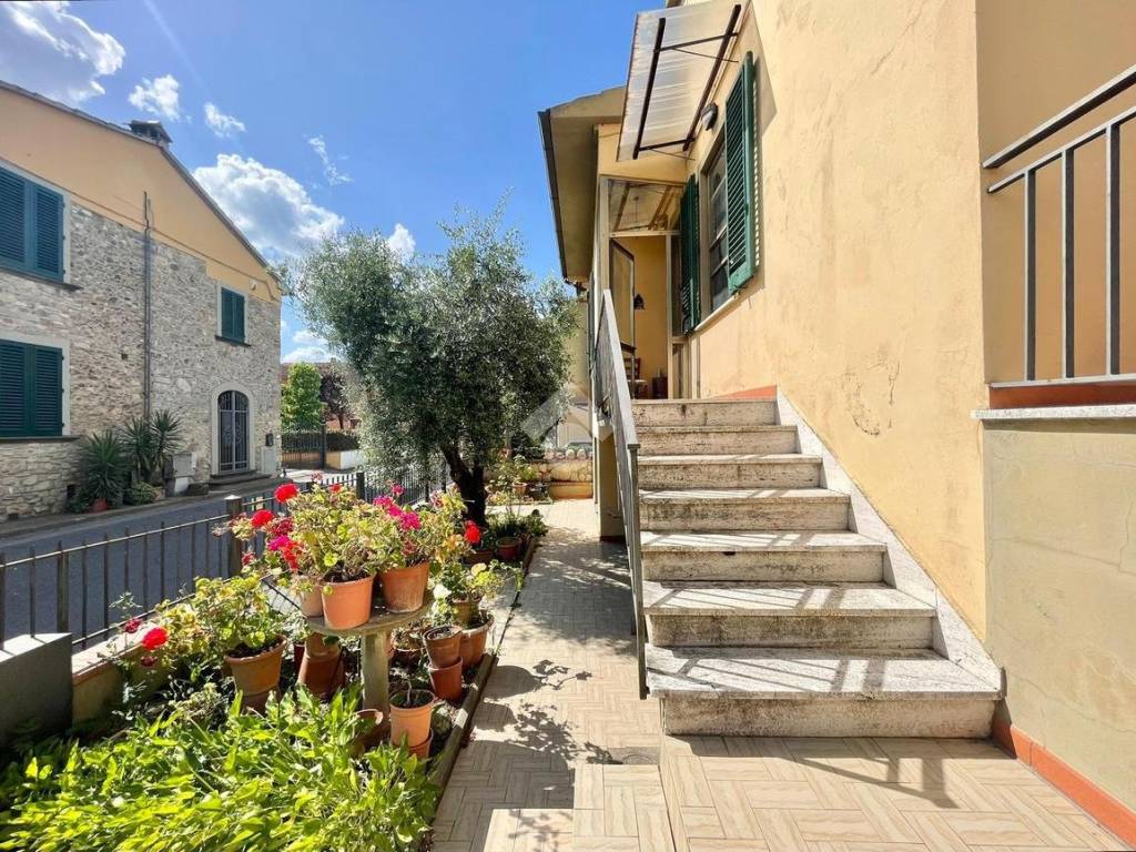 Casa indipendente a Carmignano in Via San Giuseppe, 64 - Foto 4
