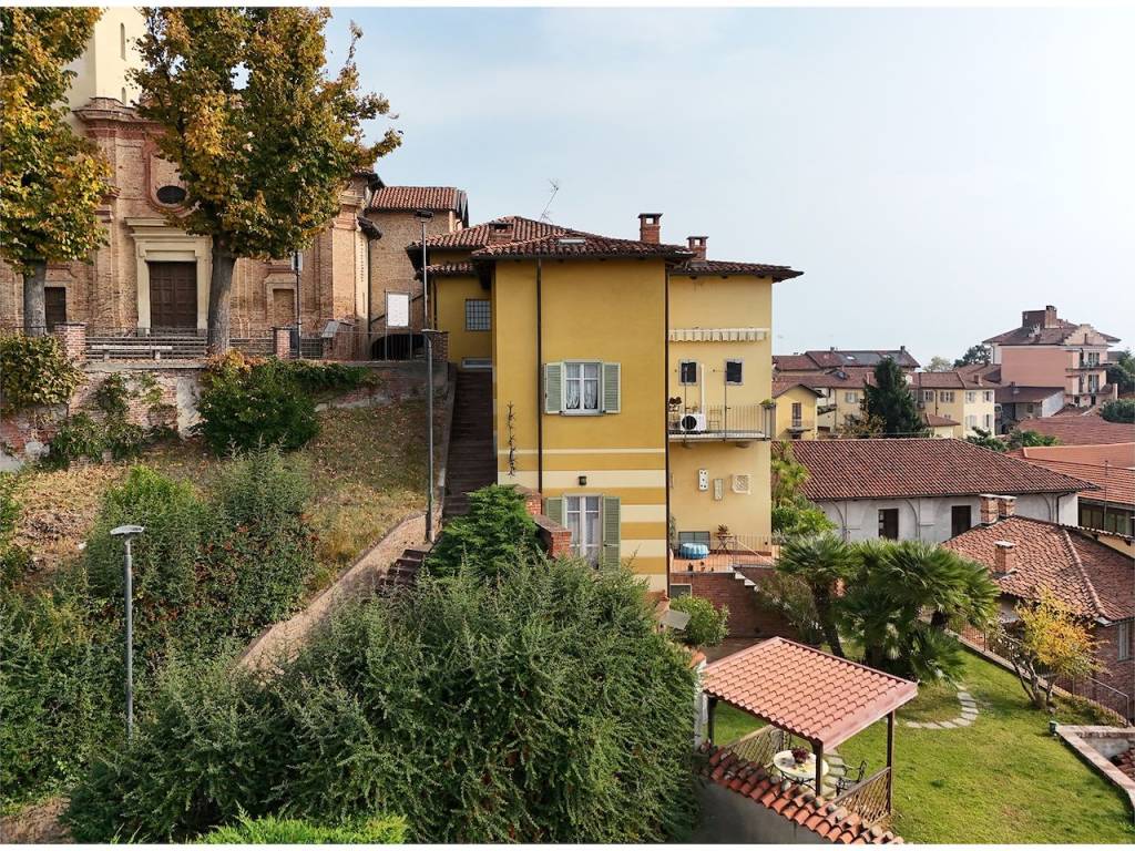 Casa indipendente a Chieri in Piazzetta San Giorgio - Foto 3