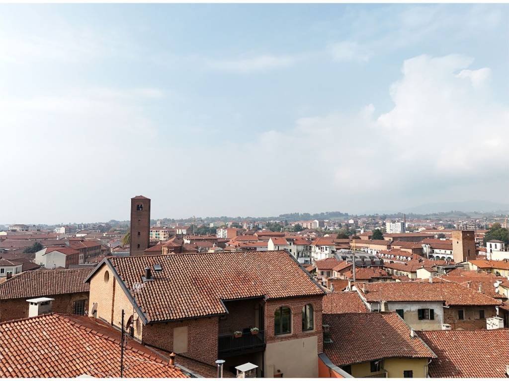 Casa indipendente a Chieri in Piazzetta San Giorgio - Foto 5