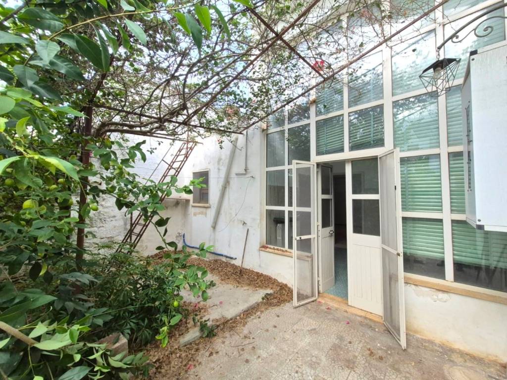 Casa indipendente a Squinzano in Via Giuseppe Garibaldi, 54 - Foto 4
