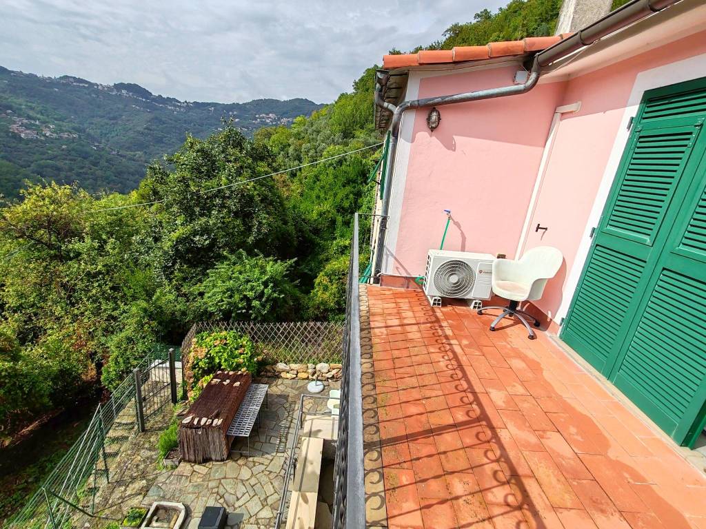 Casa indipendente a Avegno in Strada Provinciale di Uscio - Foto 5