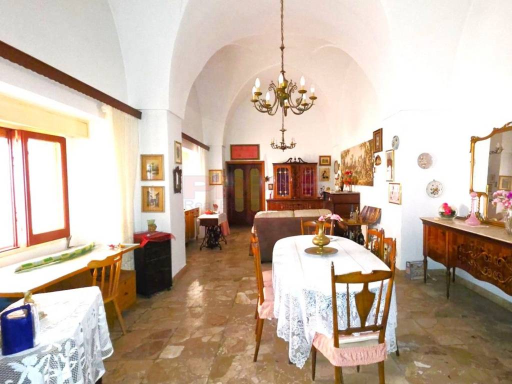 Villa a Parabita in Via Provinciale Matino, 6 - Foto 2