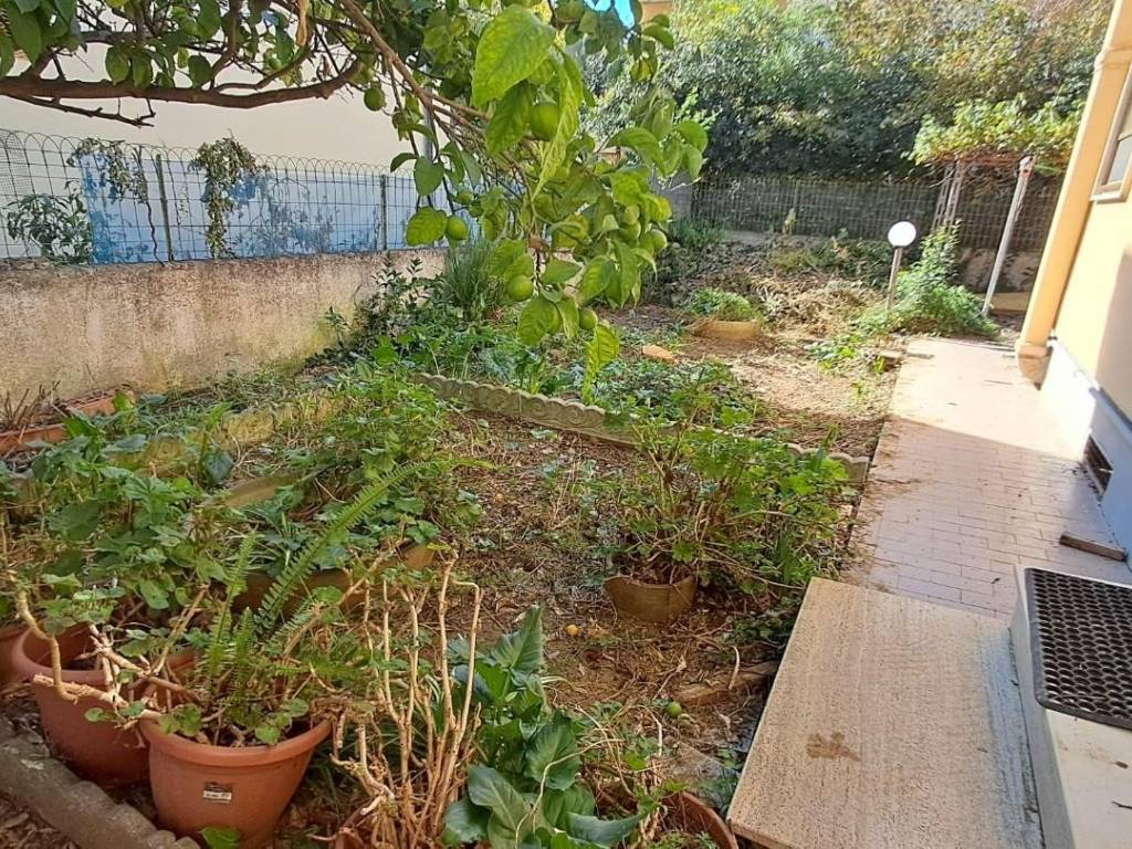 Villa a Cecina in Via Rosolino Pilo, - Foto 5