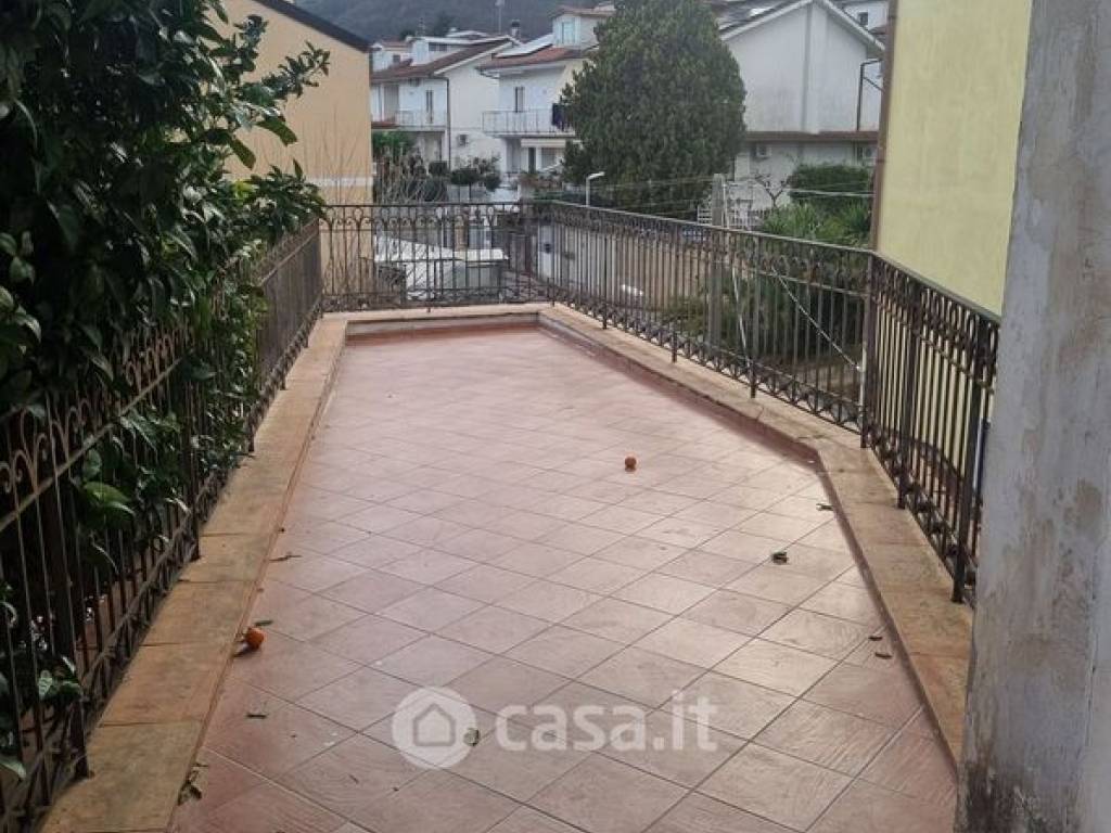 Villa a Baronissi - Foto 4